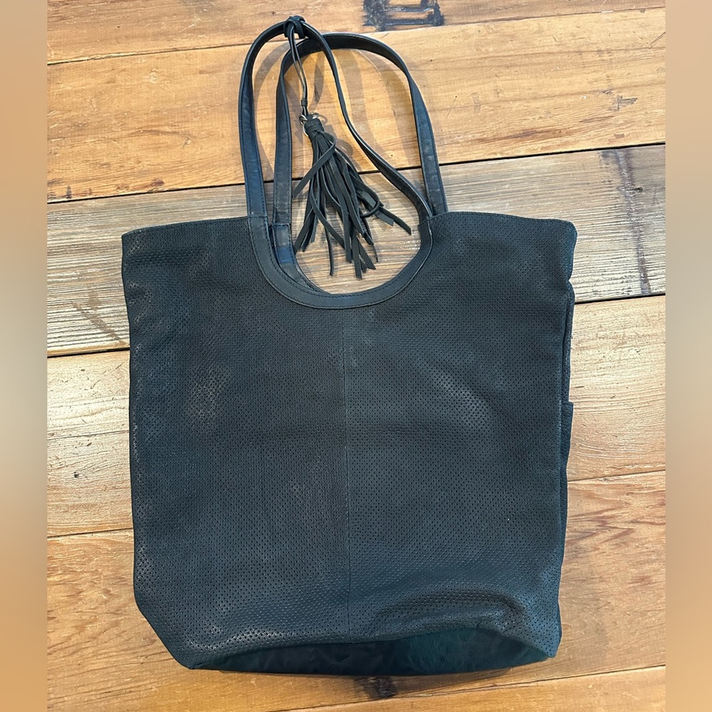 Lucky Brand Black Genuine Suede Leather Purse - Picture 2 of 4